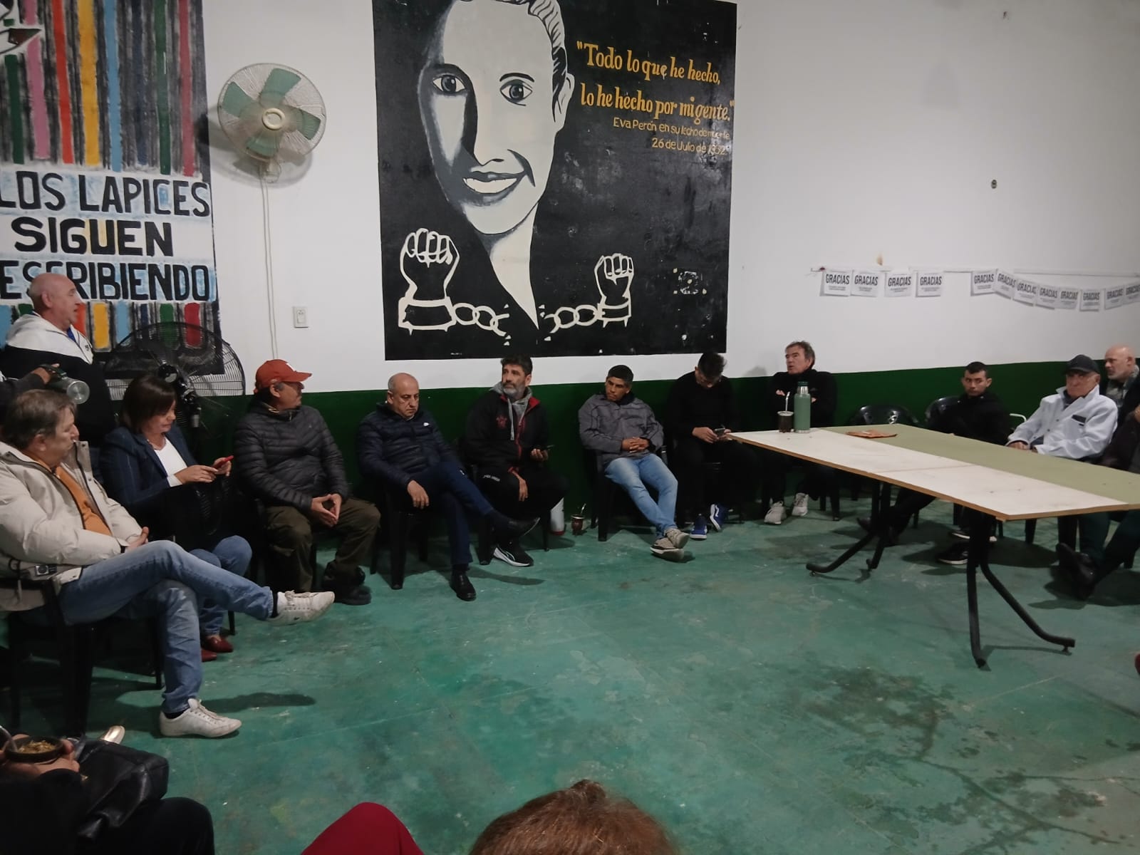Congresales del PJ de La Paz respaldaron a Rossi y rechazaron por unanimidad cualquier intento de expulsión